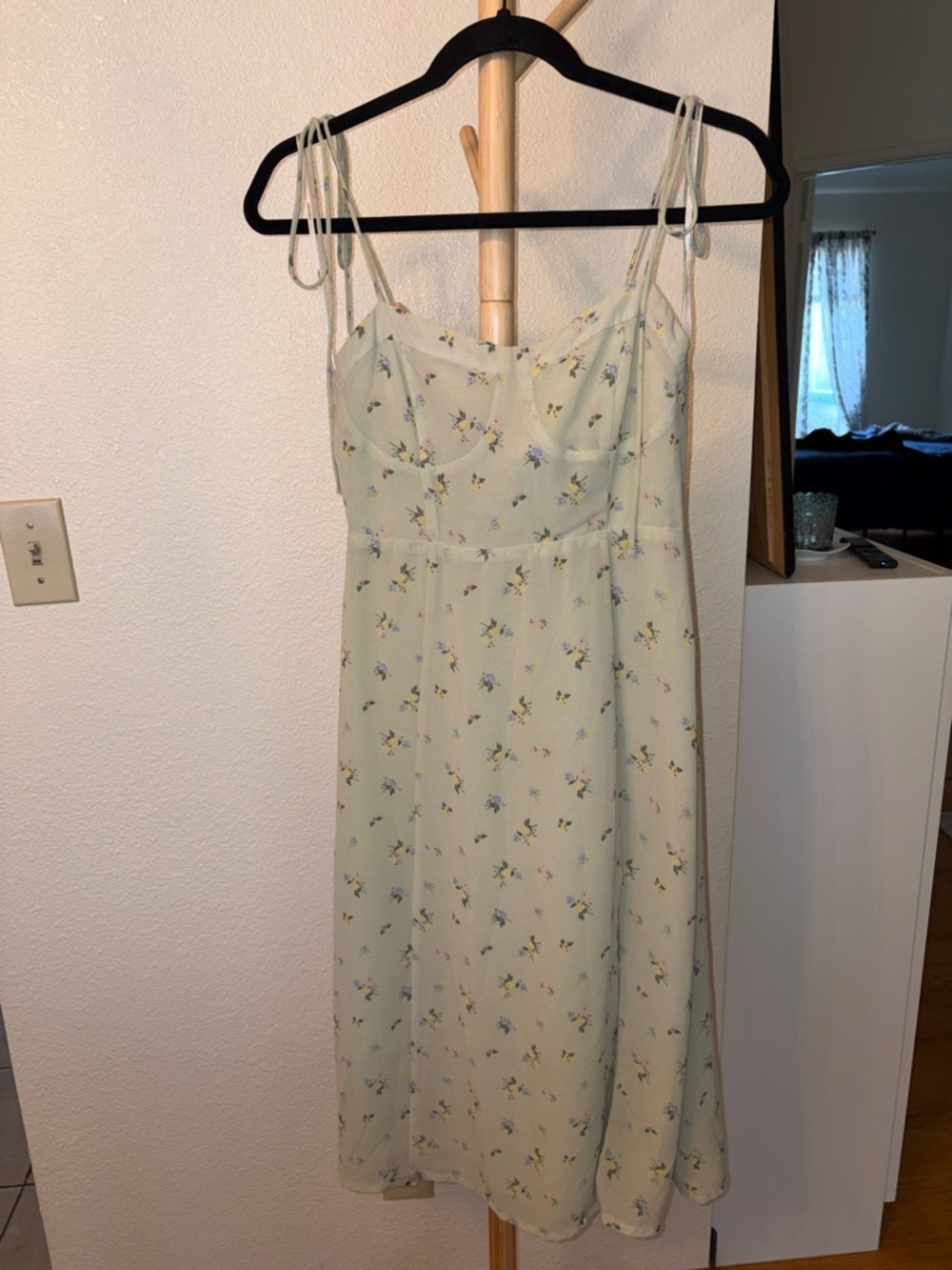 Light Green Floral Tie-Strap Sundress